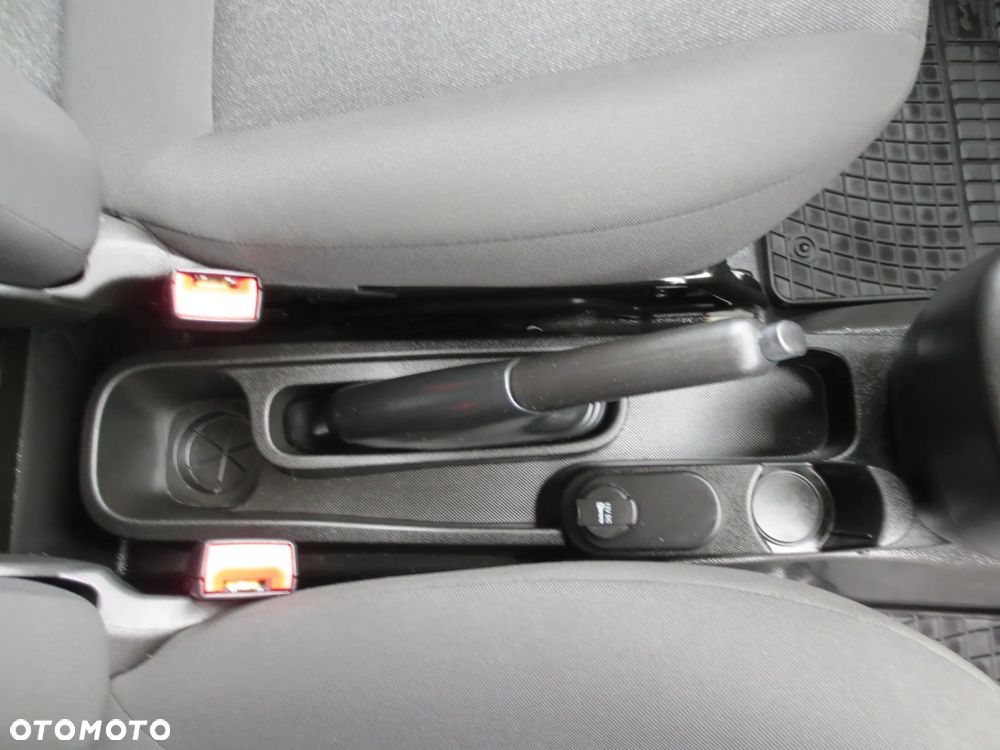 Fiat FIORINO SALON PL. ORYGINAŁ LAKIER I NISKI PRZEBIEG - 18