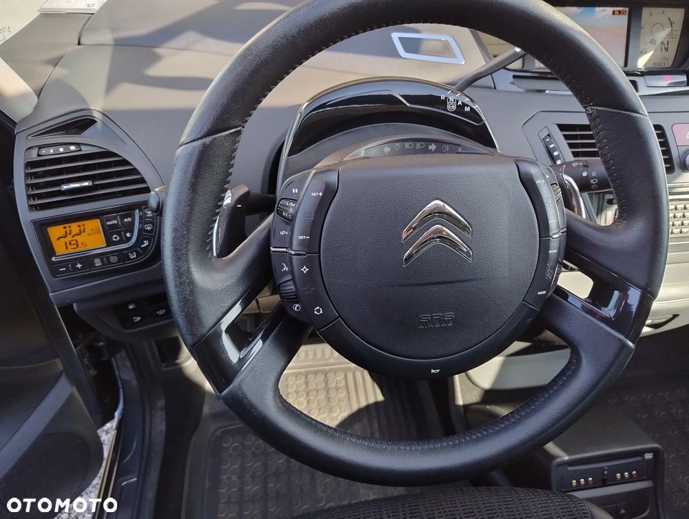 Citroën C4 Picasso 1.6 e-HDi FAP EGS6 Exclusive - 13