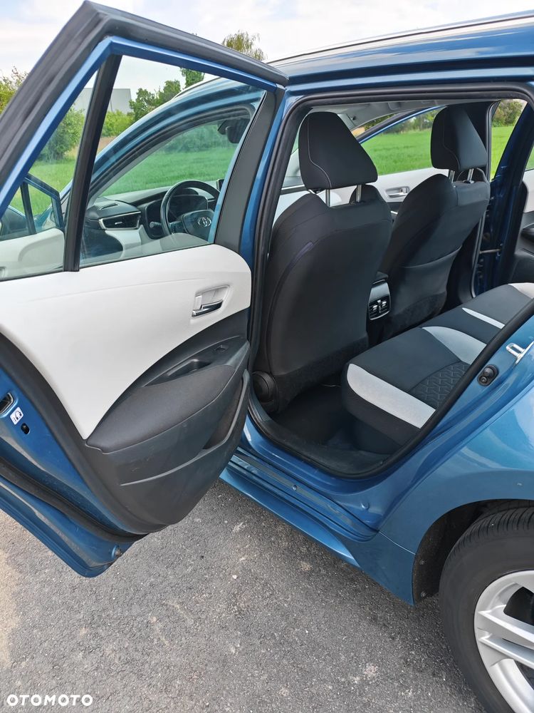 Toyota Corolla 2.0 Hybrid Comfort - 10