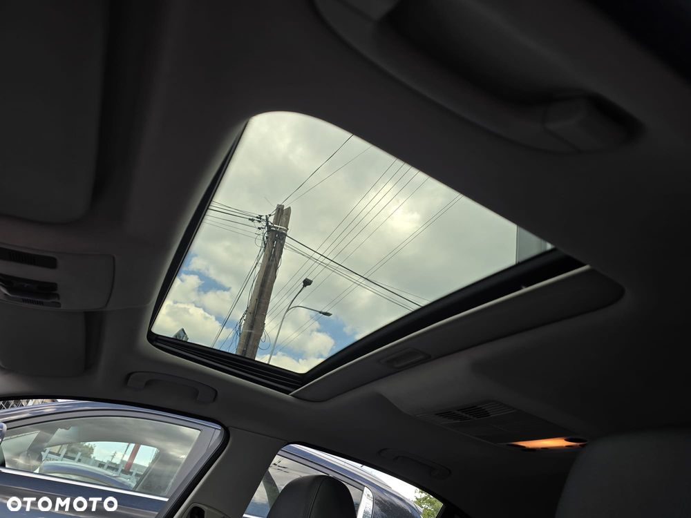 BMW Seria 5 525i - 37