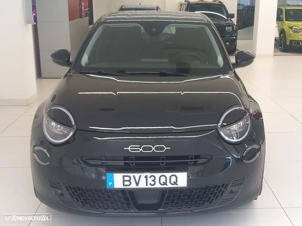 Fiat 600e 54 kWh (RED) - 7