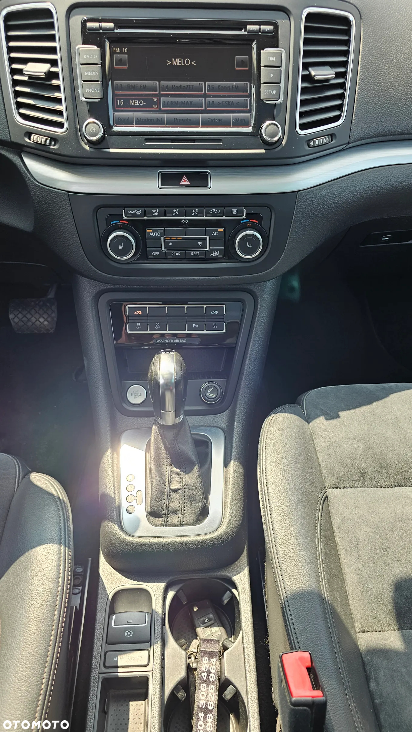 Volkswagen Sharan 2.0 TDI Comfortline DSG - 17