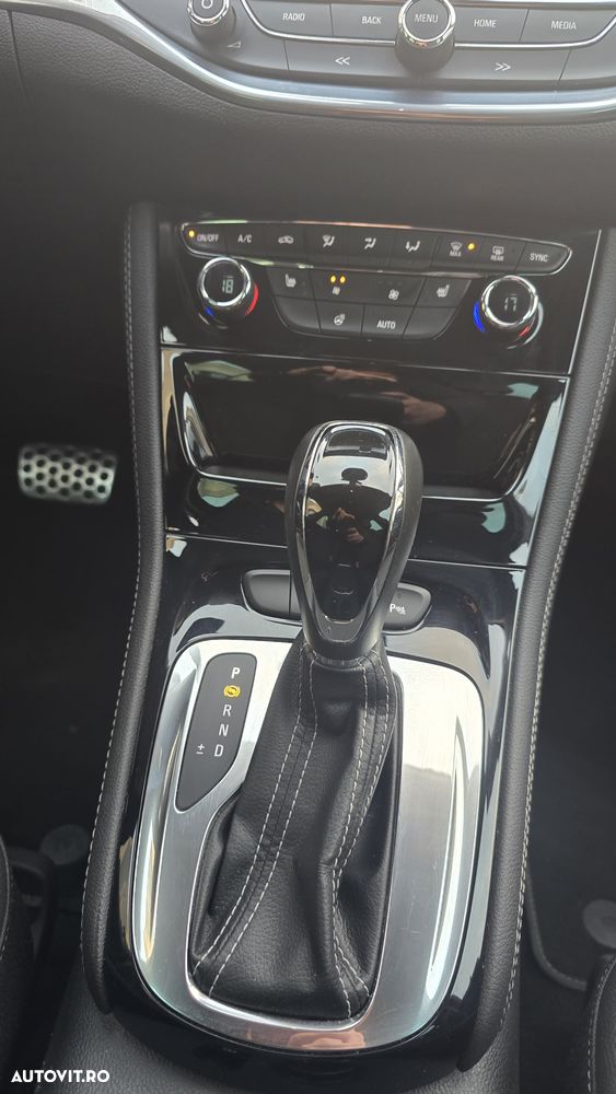 Opel Astra 1.6 D (CDTI) Automatik Edition - 10