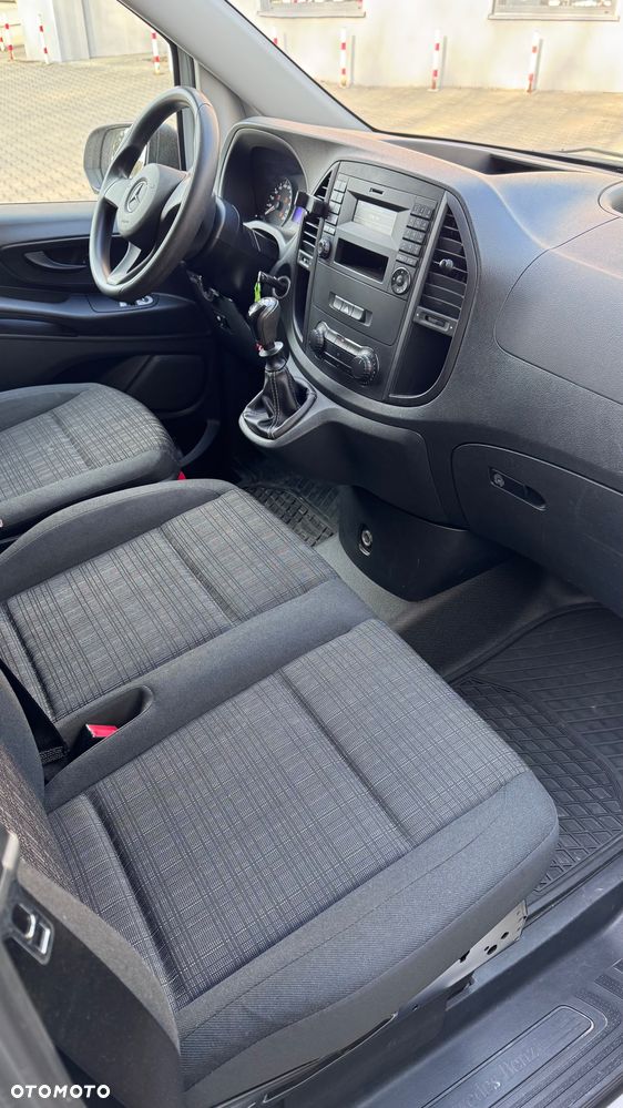 Mercedes-Benz Vito - 10