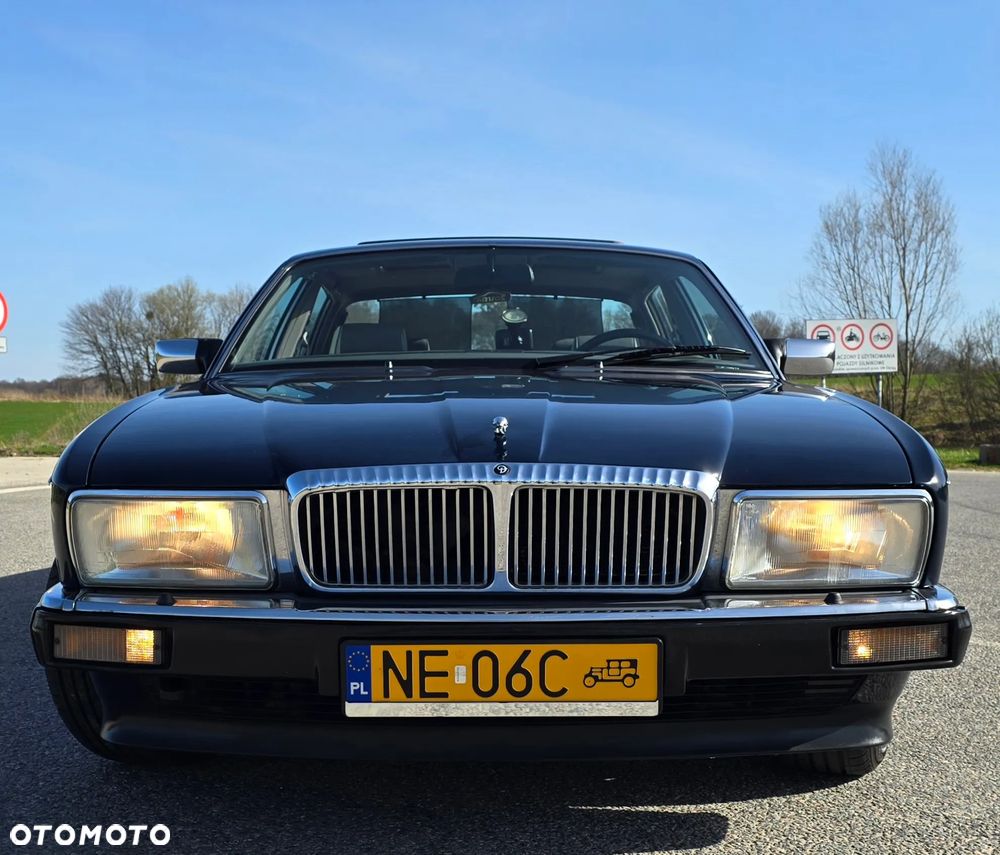 Jaguar Daimler 4.0i - 18