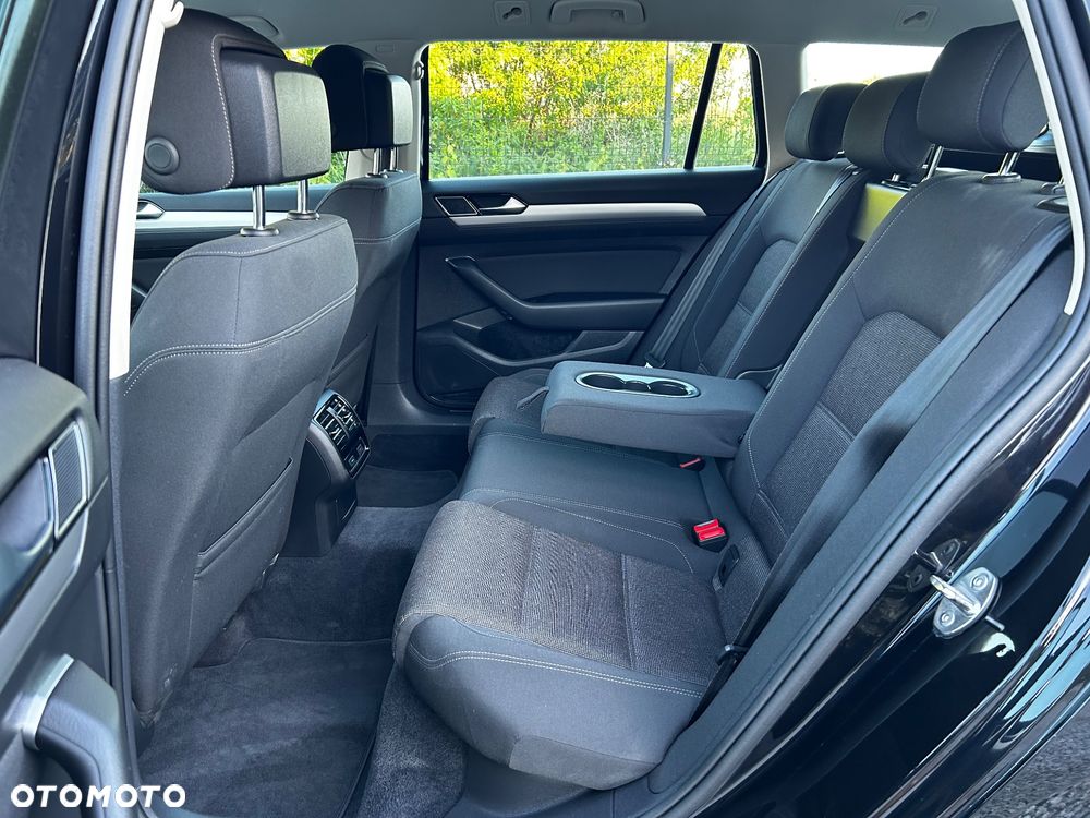Volkswagen Passat Variant 1.5 TSI OPF DSG Business - 32