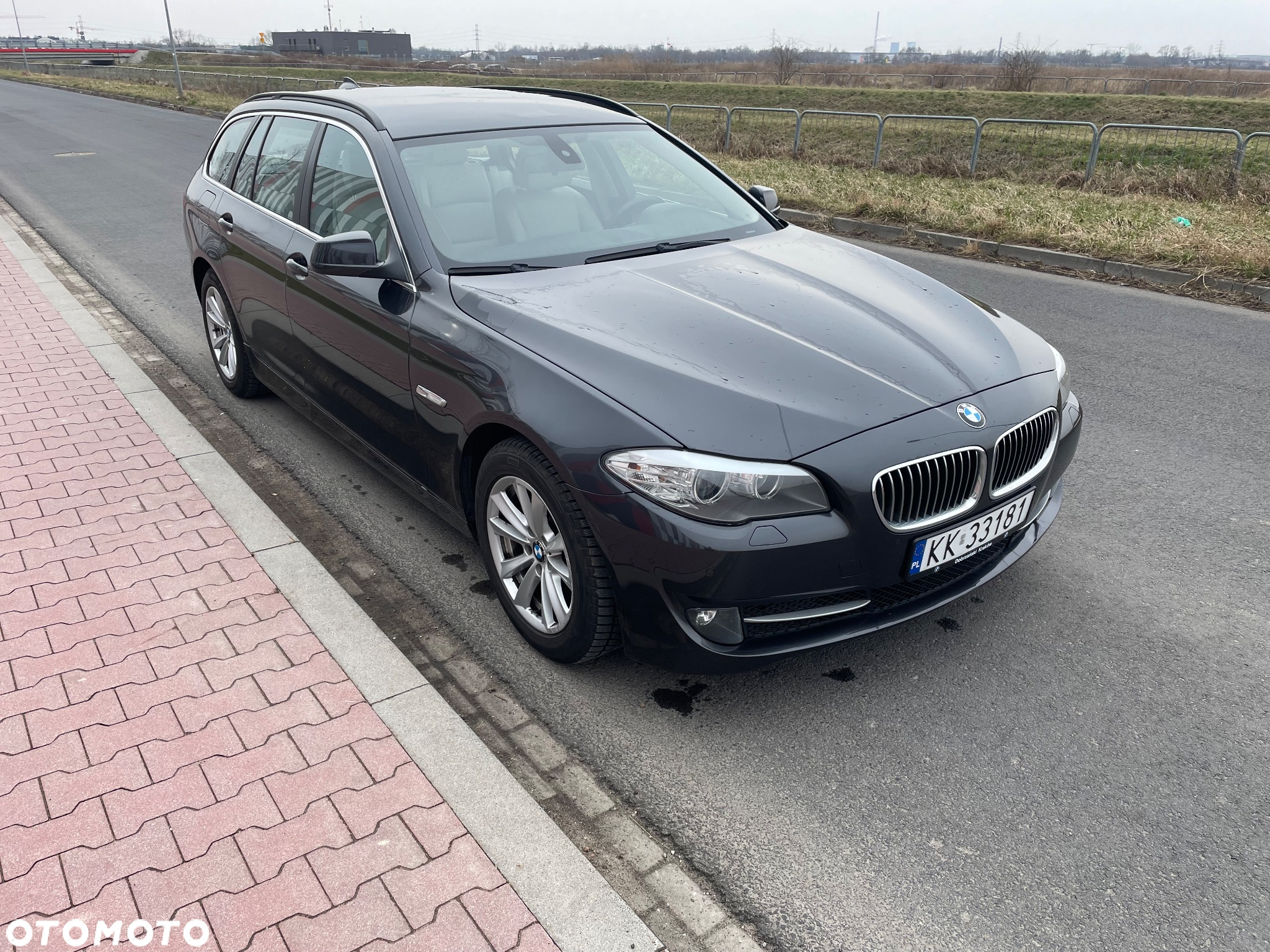 BMW Seria 5 520d Touring - 5