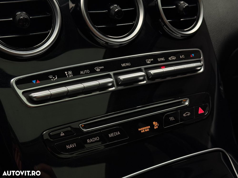 Mercedes-Benz GLC 220 d 4MATIC 9G-TRONIC - 12