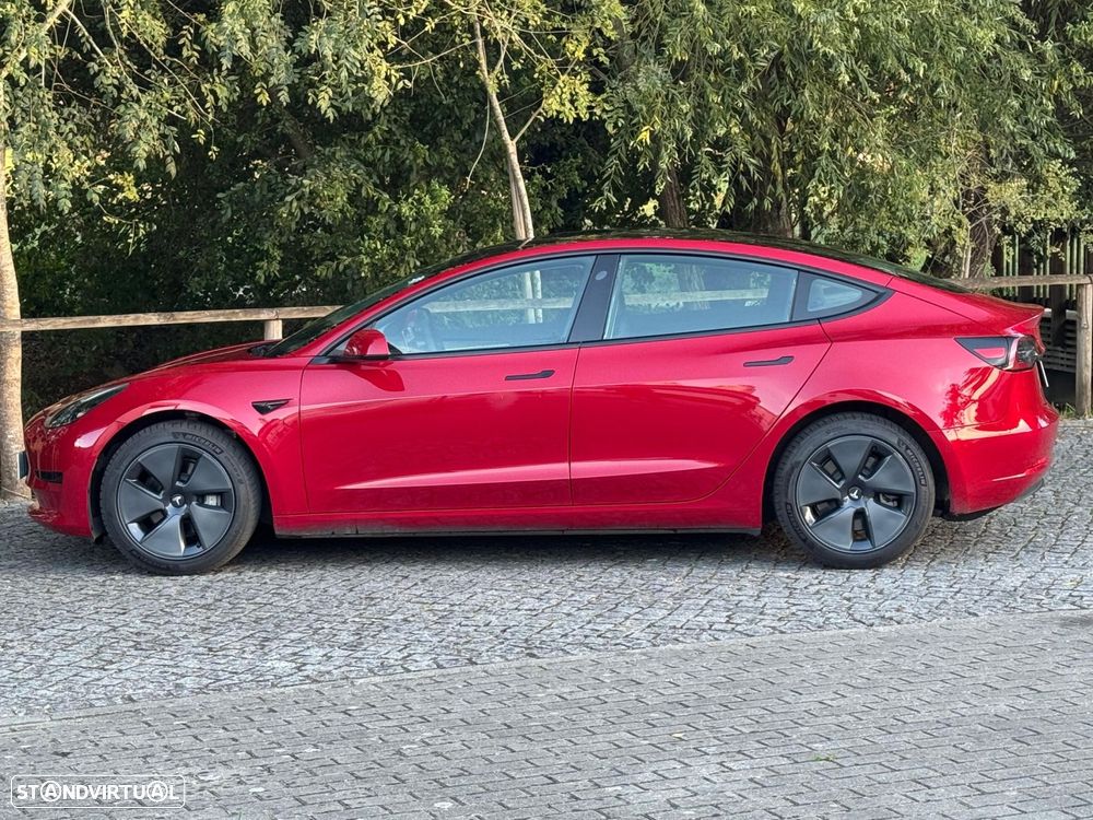 Tesla Model 3 - 9