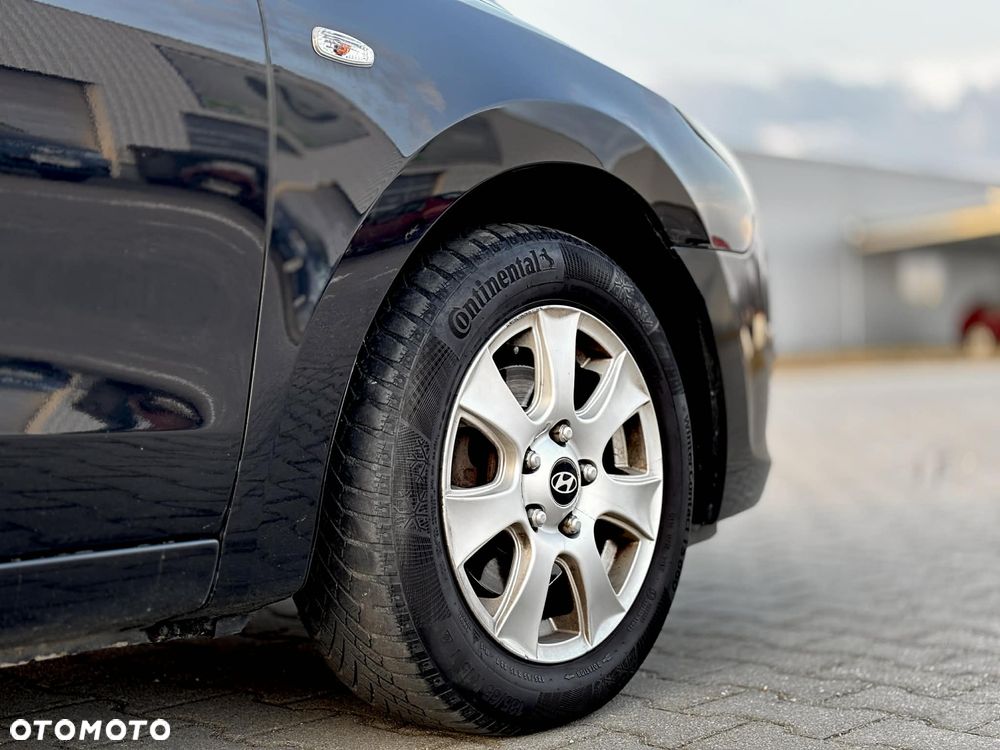 Hyundai i30 1.4 Base + - 39