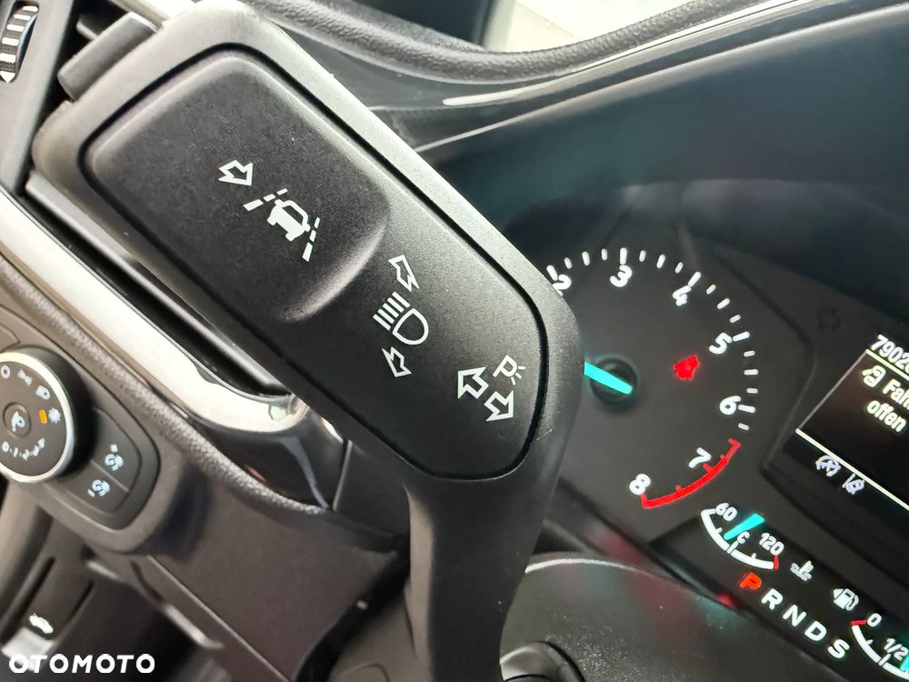 Ford Fiesta 1.0 EcoBoost Powershift ST-LINE - 31