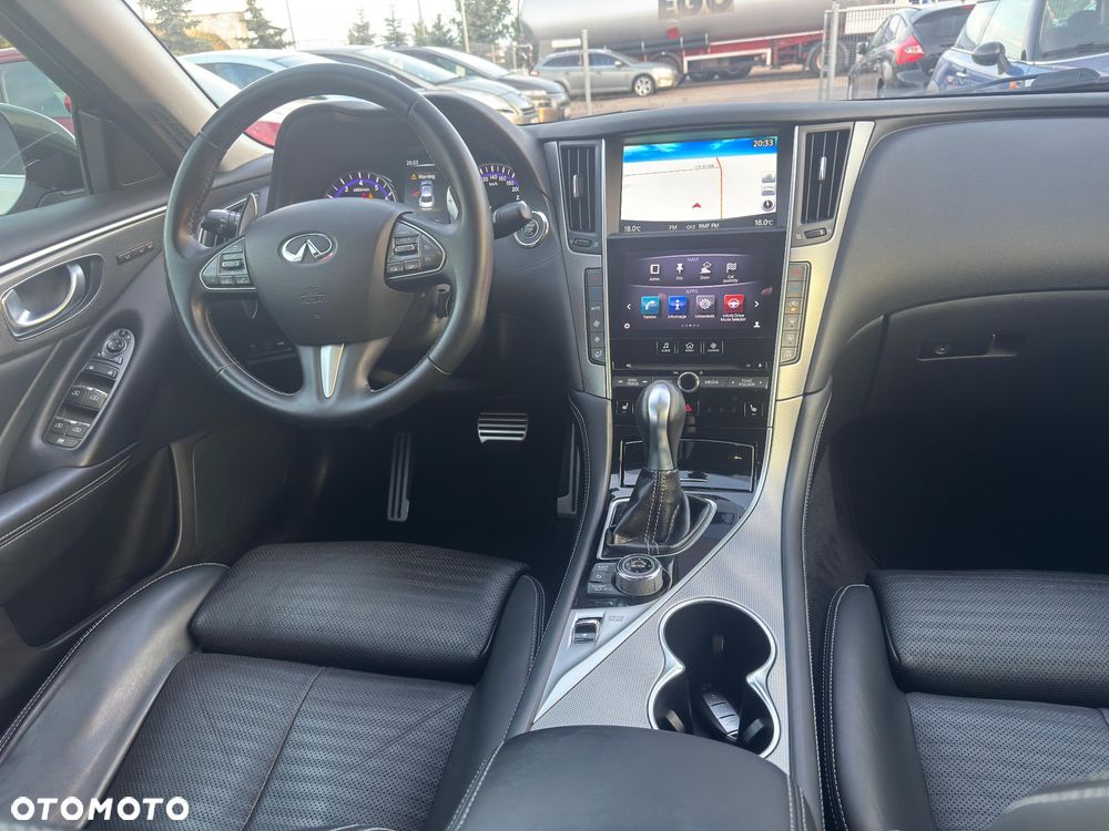 Infiniti Q50 2.0t Premium Executive - 30