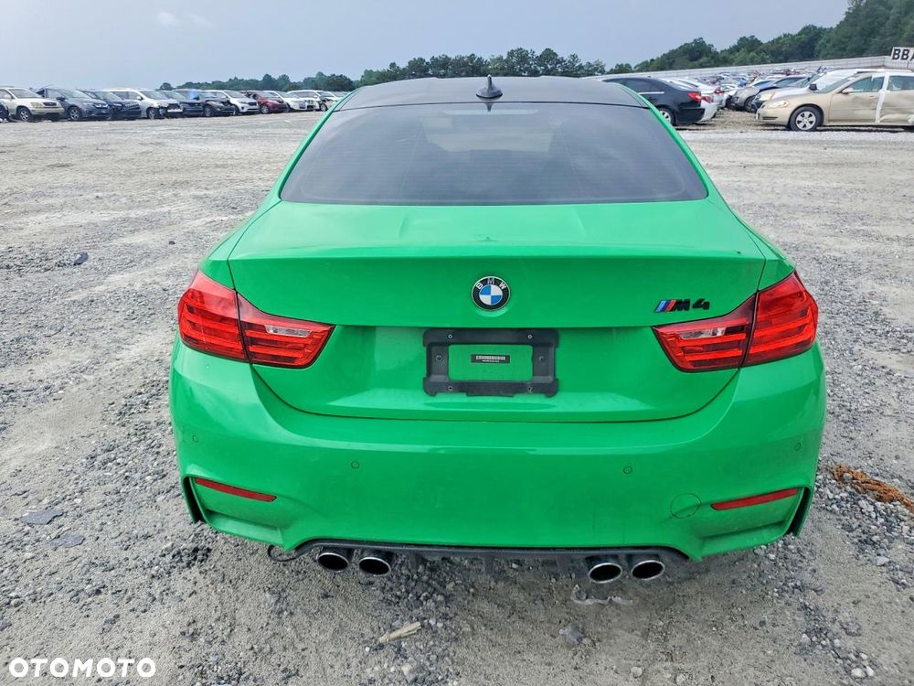 BMW M4 - 5