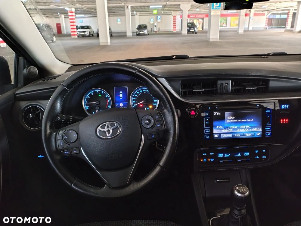 Toyota Corolla 1.6 Comfort - 7