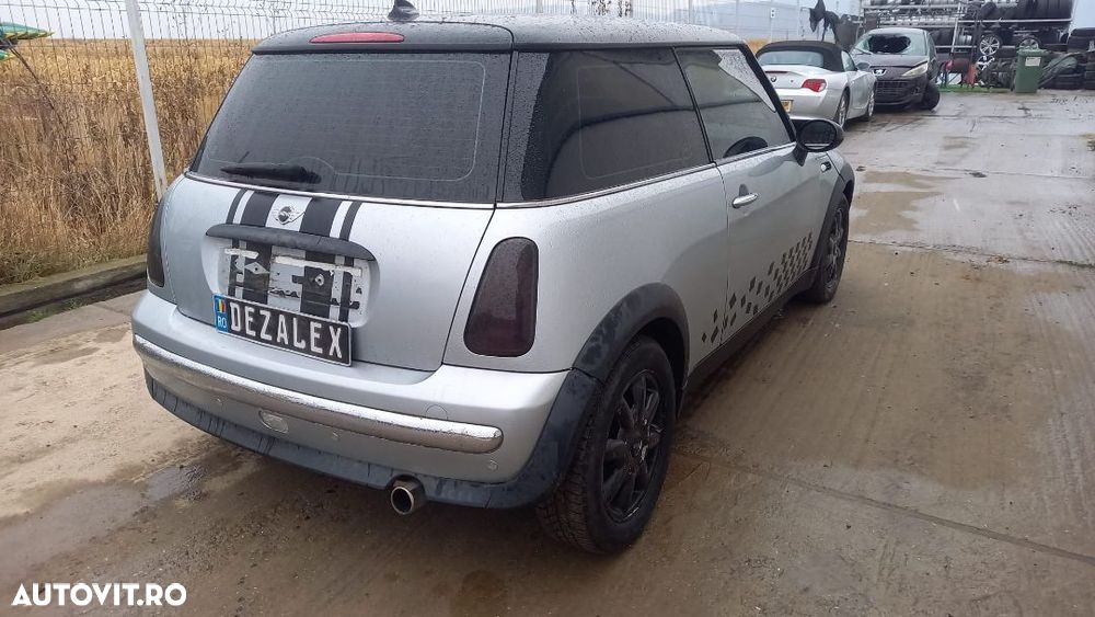 Dezmembrari Mini ONE 2003 Coupe 1.6 benzina - 5