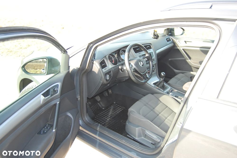 Volkswagen Golf 1.6 TDI BMT Comfortline - 7