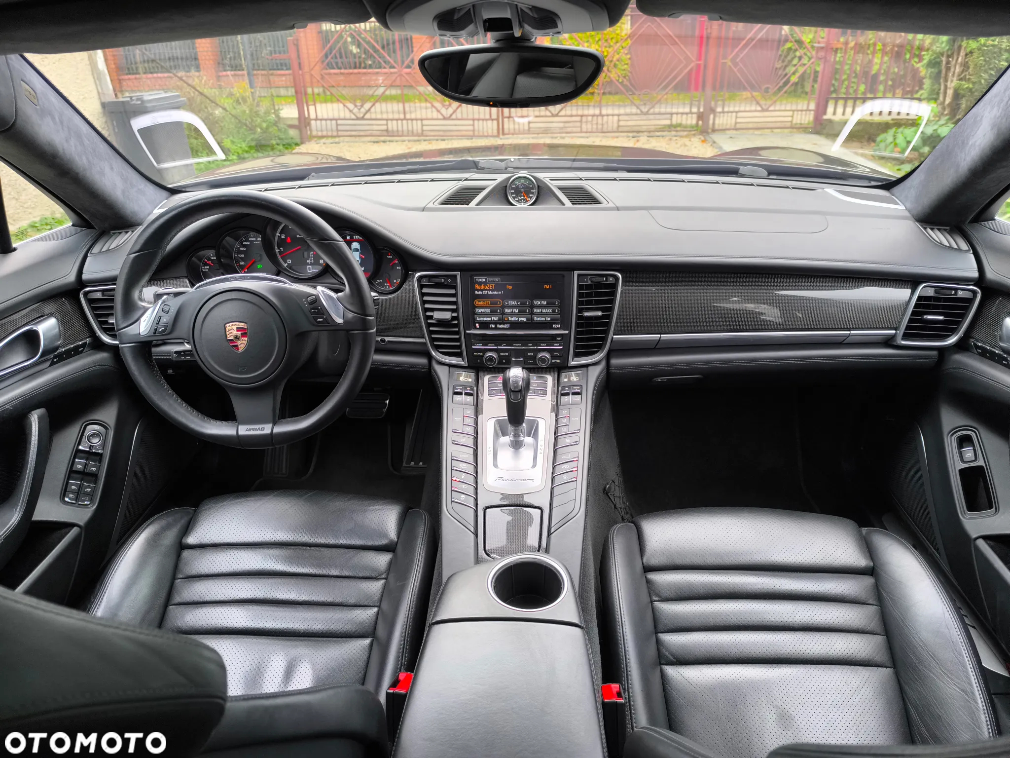 Porsche Panamera Turbo S PDK - 16
