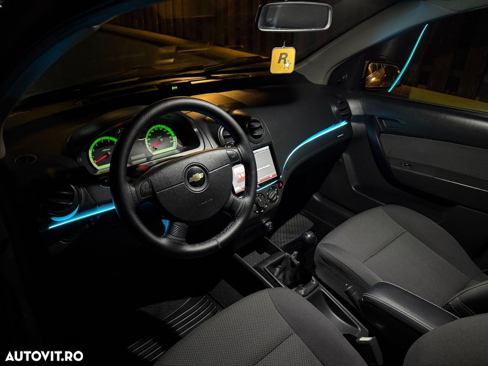 Chevrolet Aveo 1.4i Premium - 7