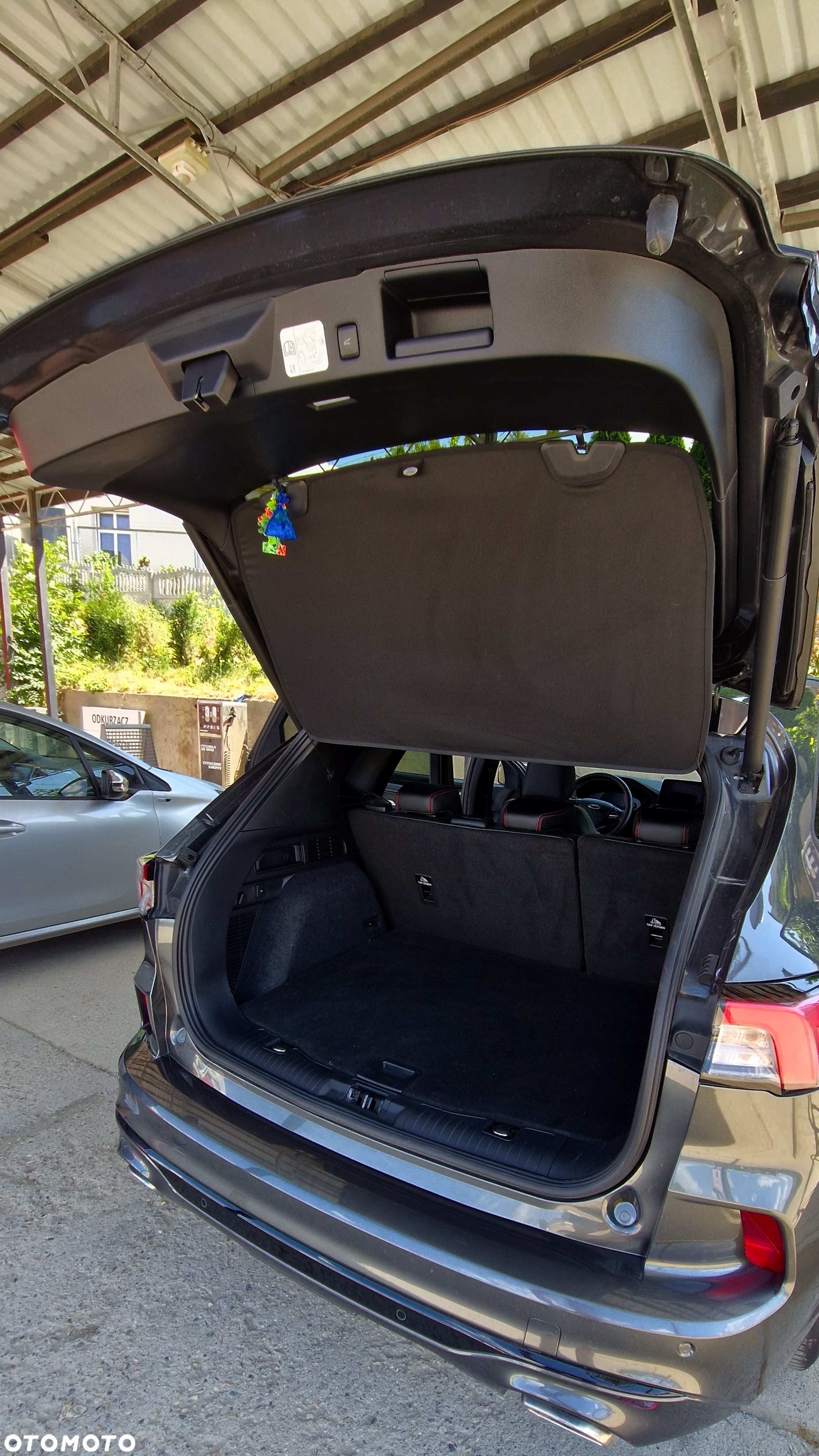 Ford Kuga 1.5 EcoBoost FWD ST-Line - 11