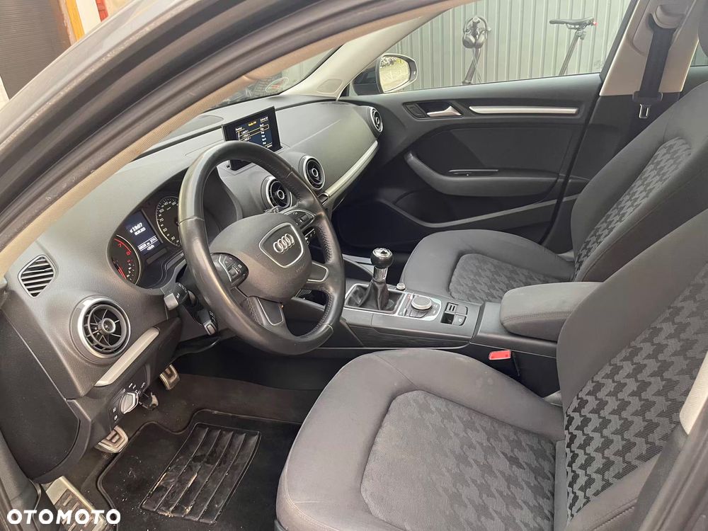 Audi A3 Sportback 1.2 TFSI Ambition - 5