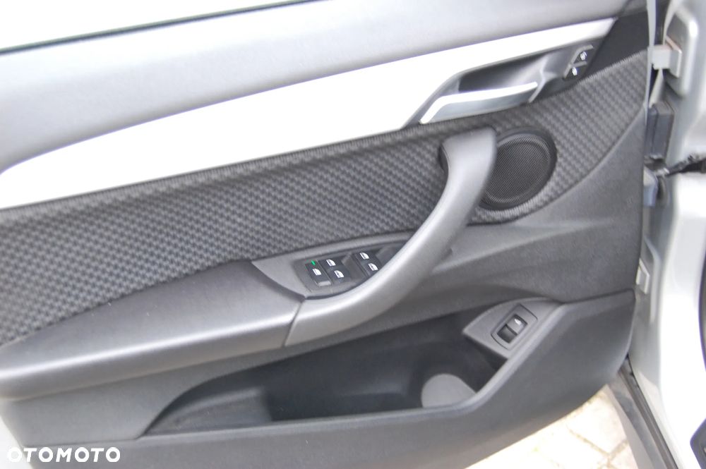 BMW X1 xDrive20d - 26