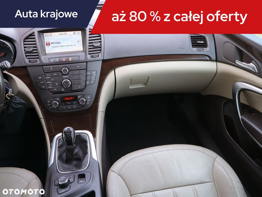 Opel Insignia - 10