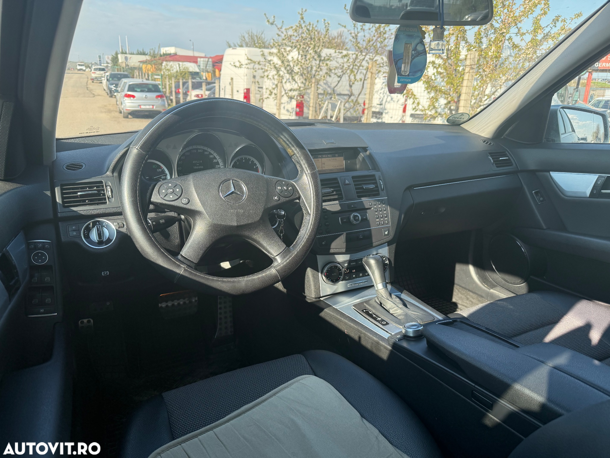 Mercedes-Benz C - 3