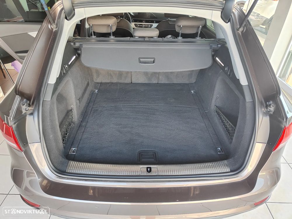 Audi A4 Avant 2.0 TDI Business Line - 17