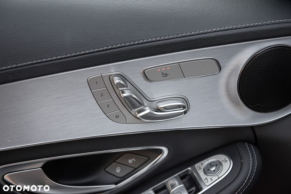 Mercedes-Benz Klasa C 250 (BlueTEC) d 7G-TRONIC AMG Line - 23