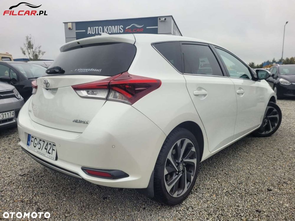 Toyota Auris - 3