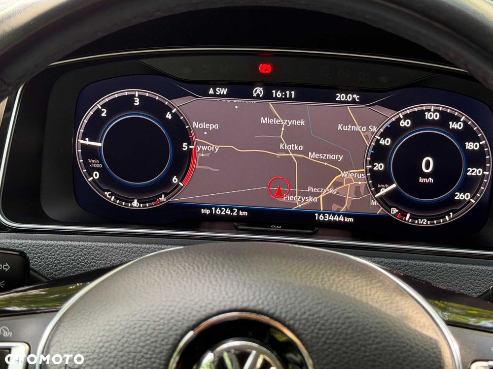 Volkswagen Golf - 4