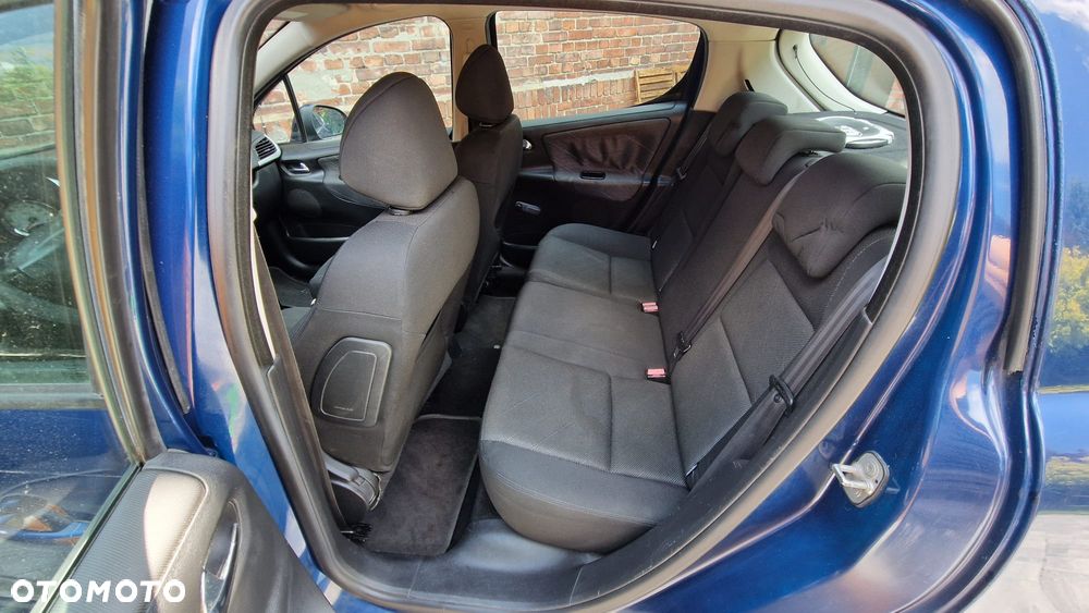 Peugeot 207 90 HDi FAP (Blue Lion) Sport - 10