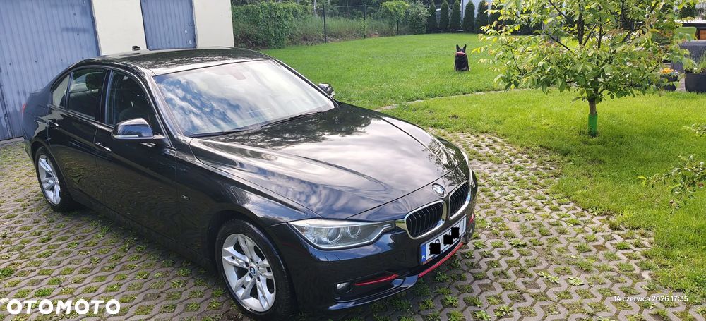 BMW Seria 3 320d Efficient Dynamics Sport Line - 4