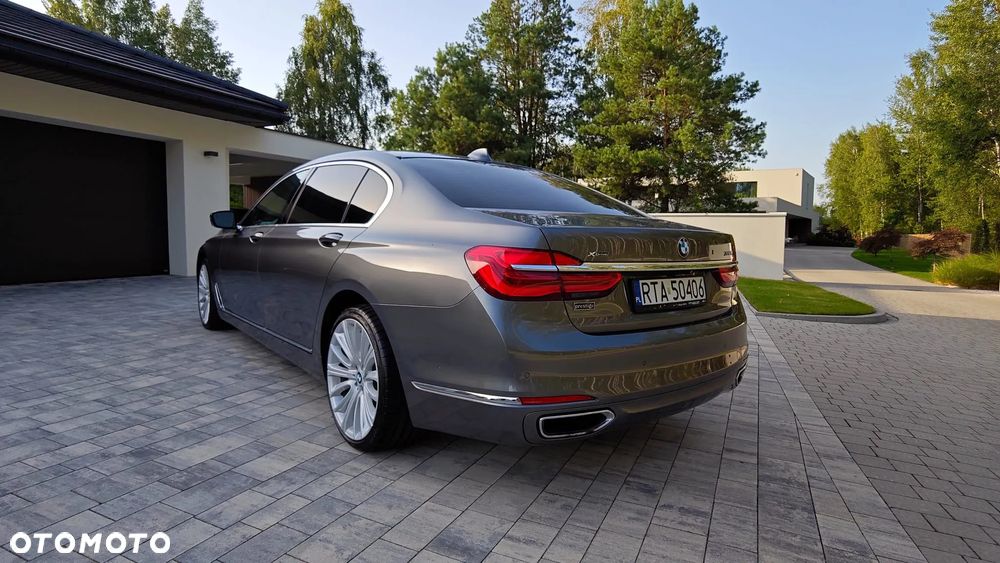 BMW Seria 7 750Li Edition Exclusive - 2