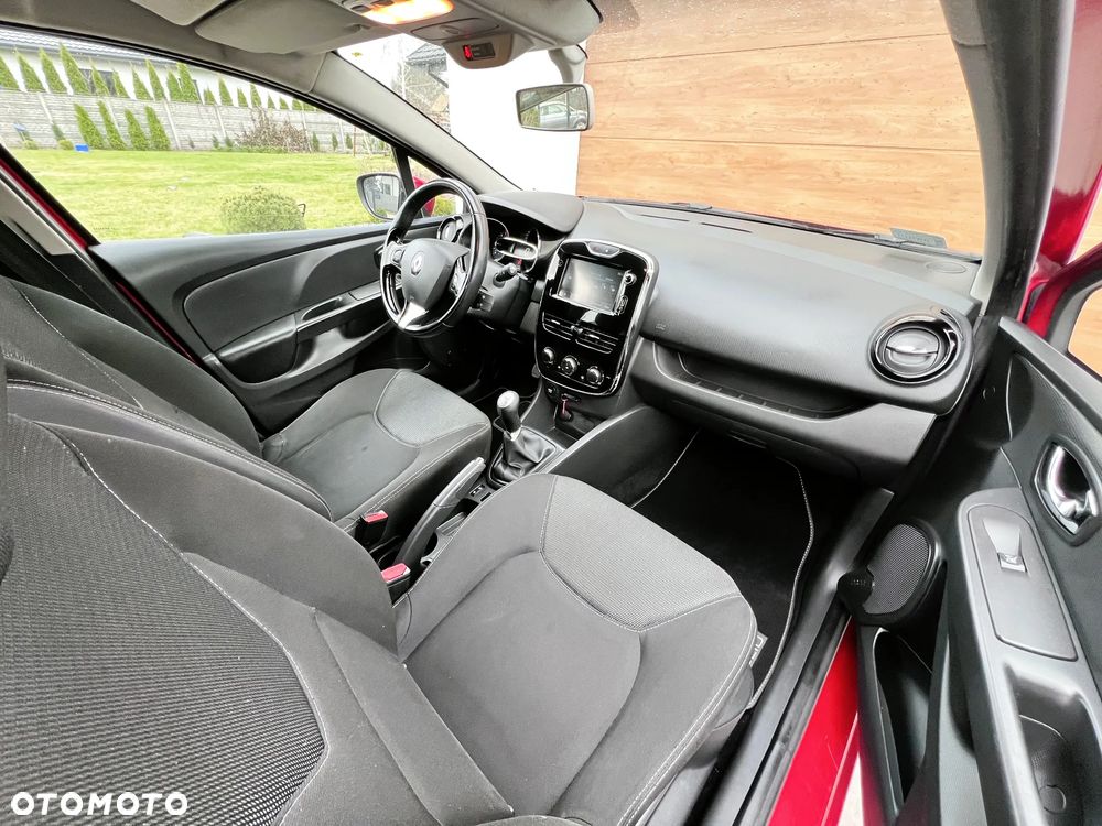 Renault Clio - 6