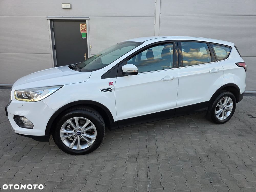 Ford Kuga 1.5 TDCi FWD Trend - 4