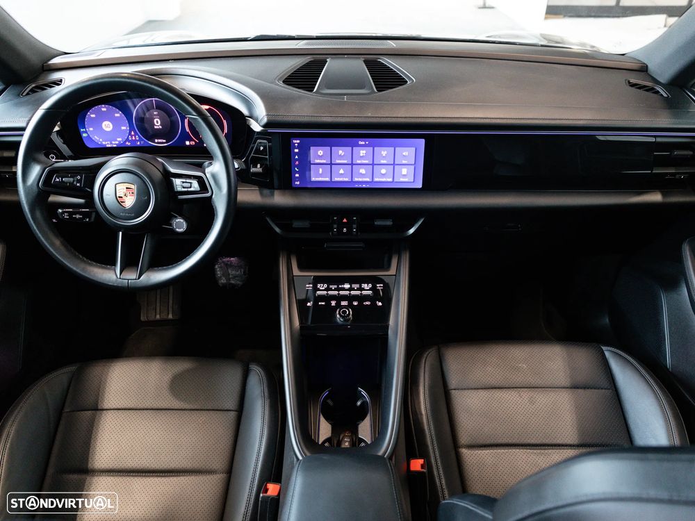 Porsche Macan Standard - 30