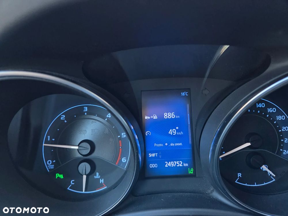 Toyota Auris 1.4 D-4D Premium - 4