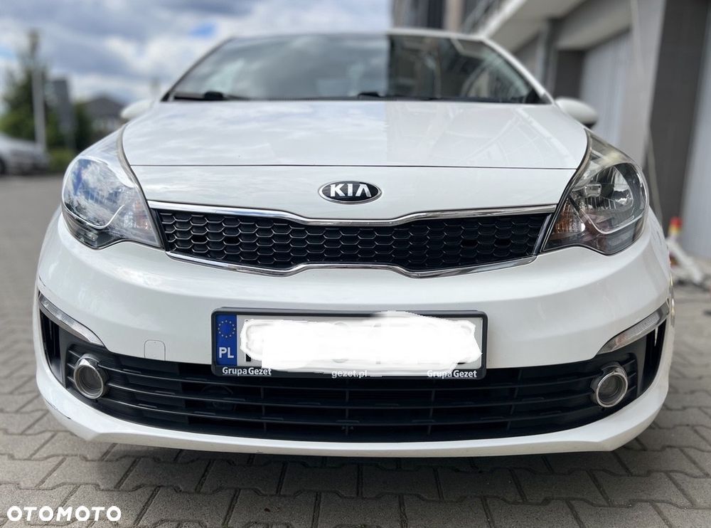 Kia Rio 1.4 M - 4