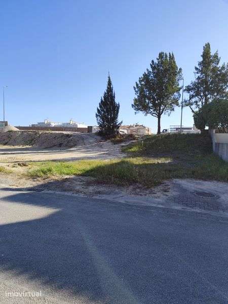 Lote de Terreno na Quinta do Brito - Grande imagem: 2/4