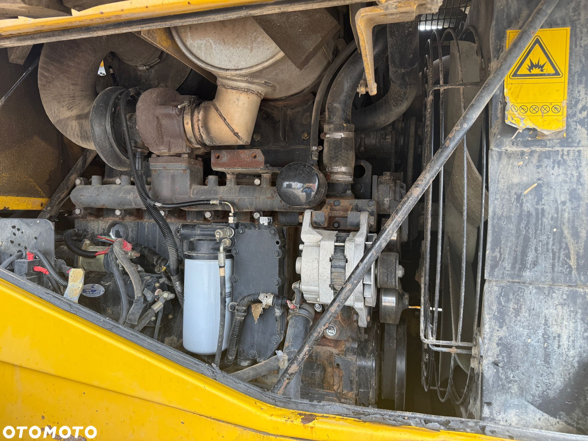 Komatsu WA 420-3H - 11