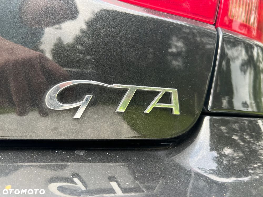 Alfa Romeo 147 3.2 24v GTA - 9