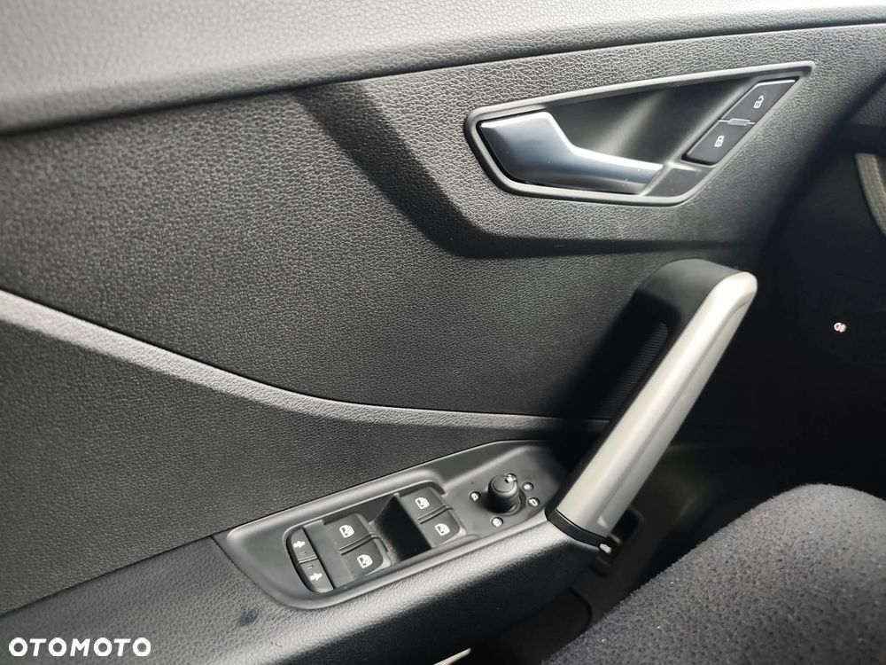 Audi Q2 35 TFSI - 17