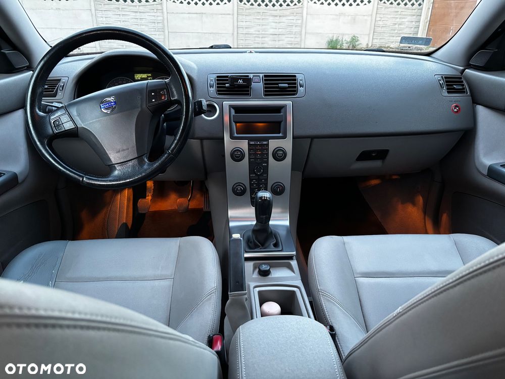 Volvo V50 2.0D - 4
