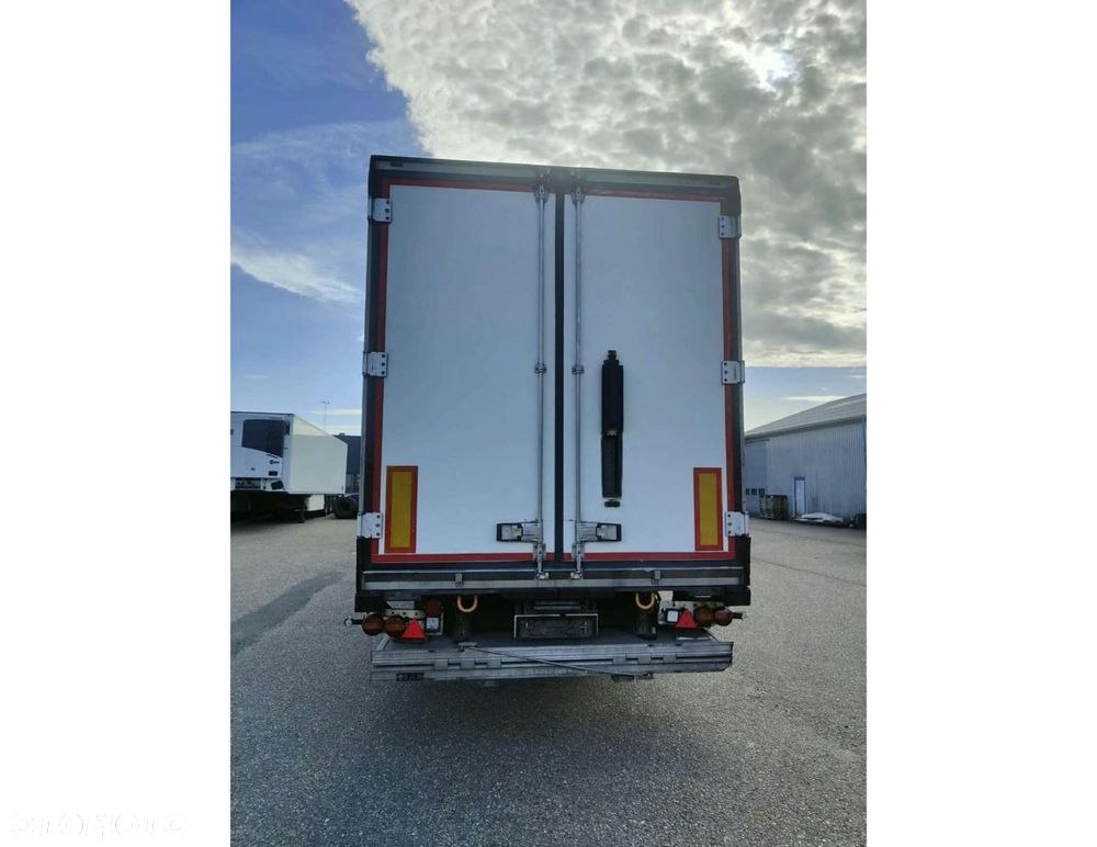 Schmitz Cargobull SKO FP 45 ThermoKing SLXi Spectrum Multitemp with Taillift - 6