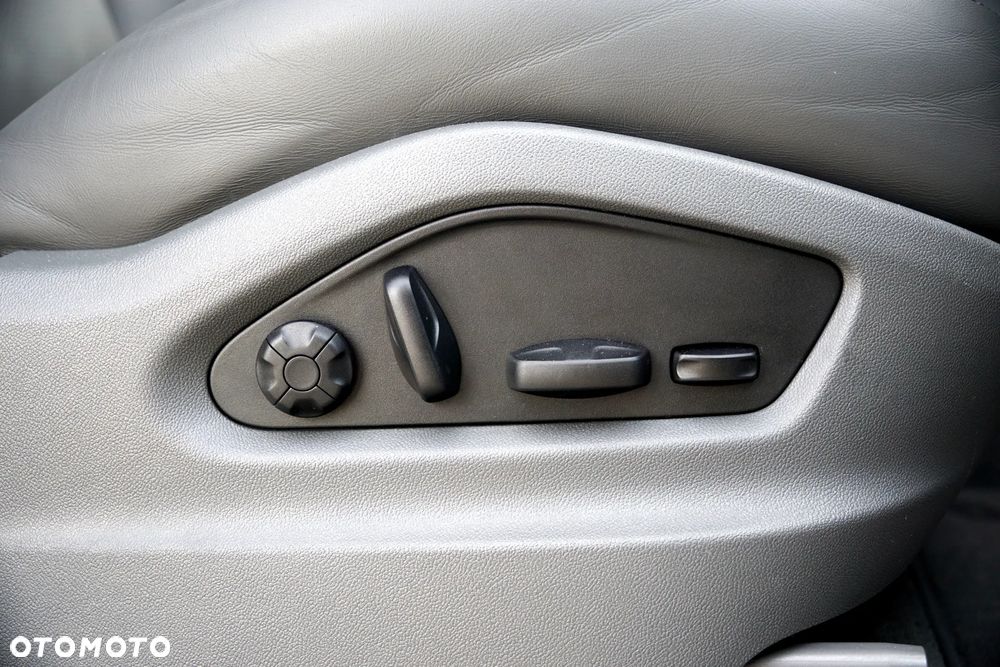 Porsche Cayenne Standard - 22