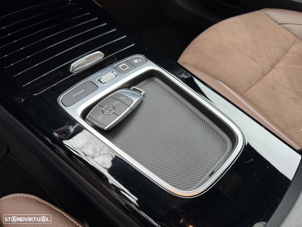 Mercedes-Benz CLA 250 e 8G-DCT AMG Line Advanced Plus - 21