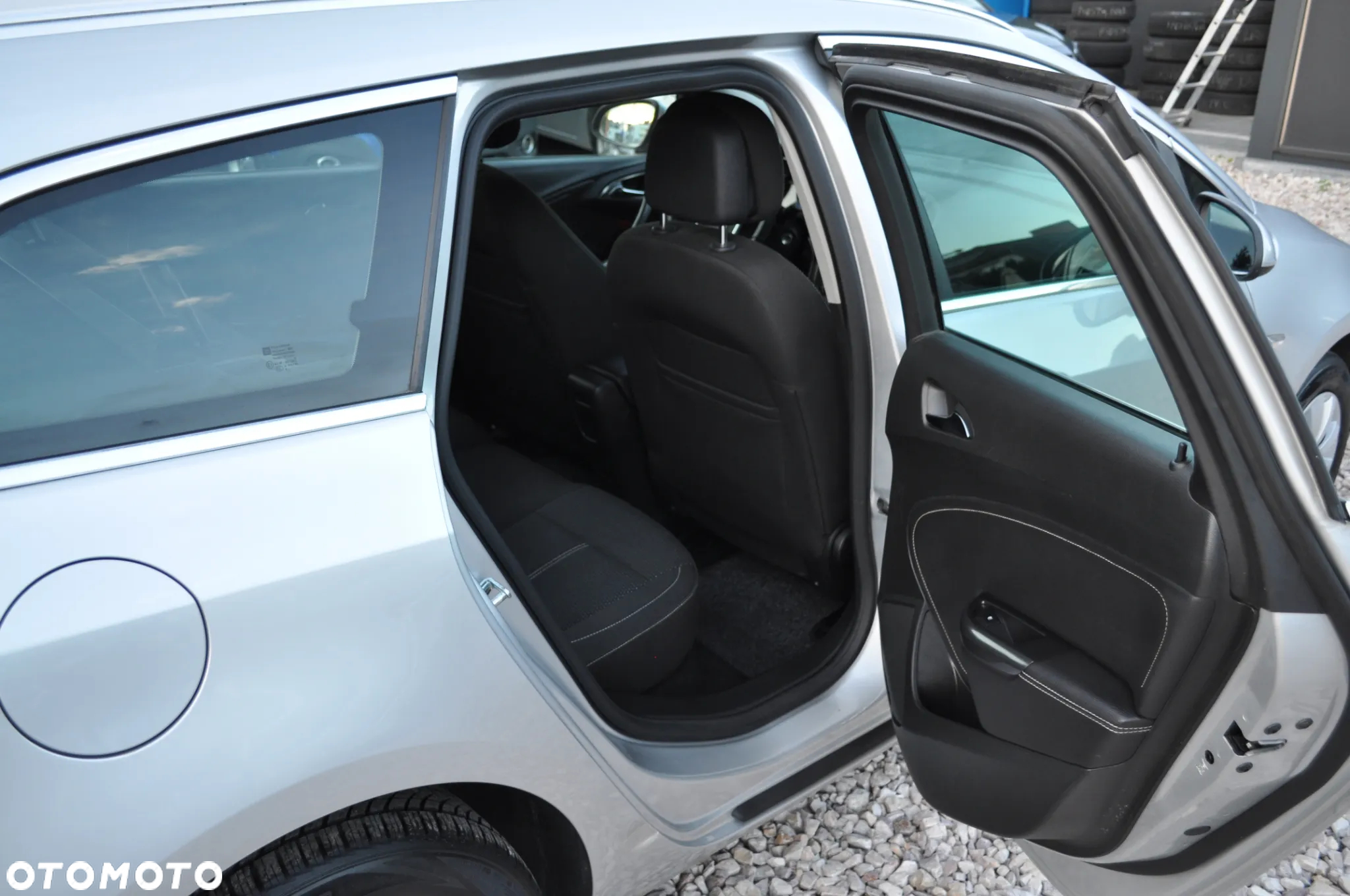Opel Astra 1.4 Innovation - 18