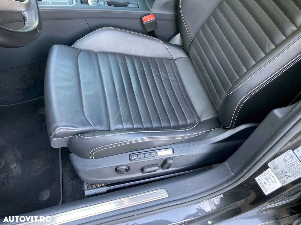 Volkswagen Passat 2.0 TDI SCR DSG Elegance - 9
