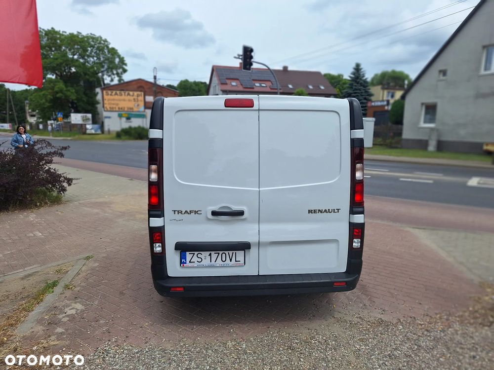 Renault Trafic - 10